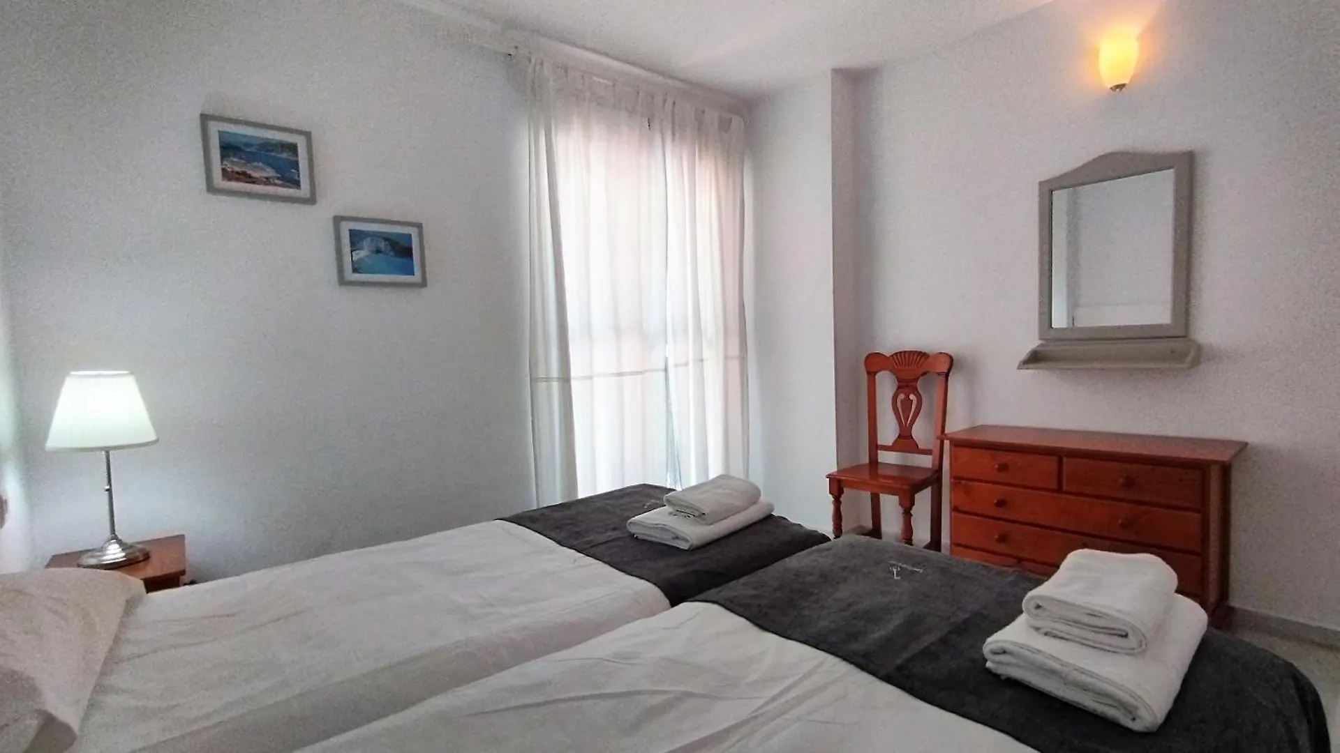Apartamentos y casas SERINAMAR- Banús, Marbella 0*,