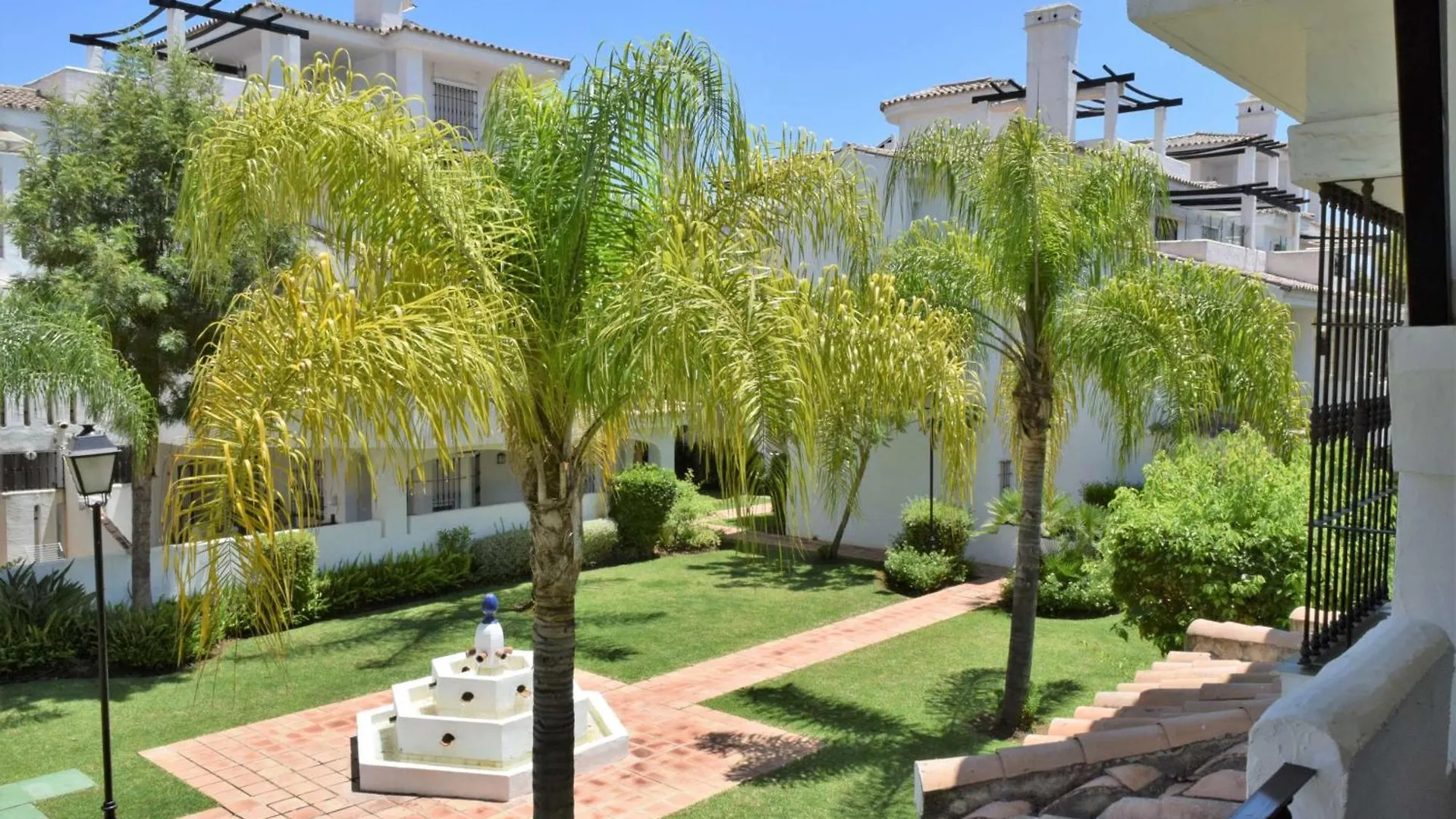 Apartment Serinamar- Los Naranjos De Marbella Spain