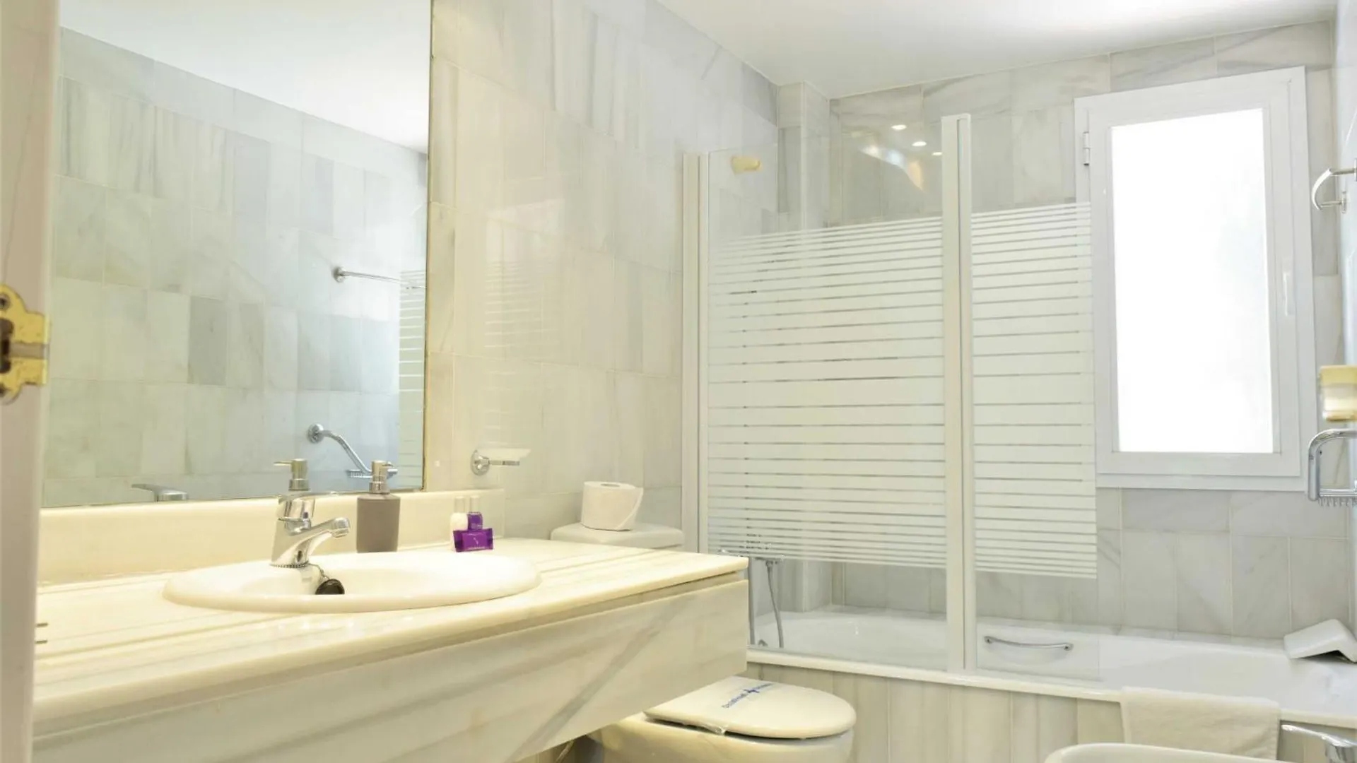 Serinamar- Los Naranjos De Marbella Apartment